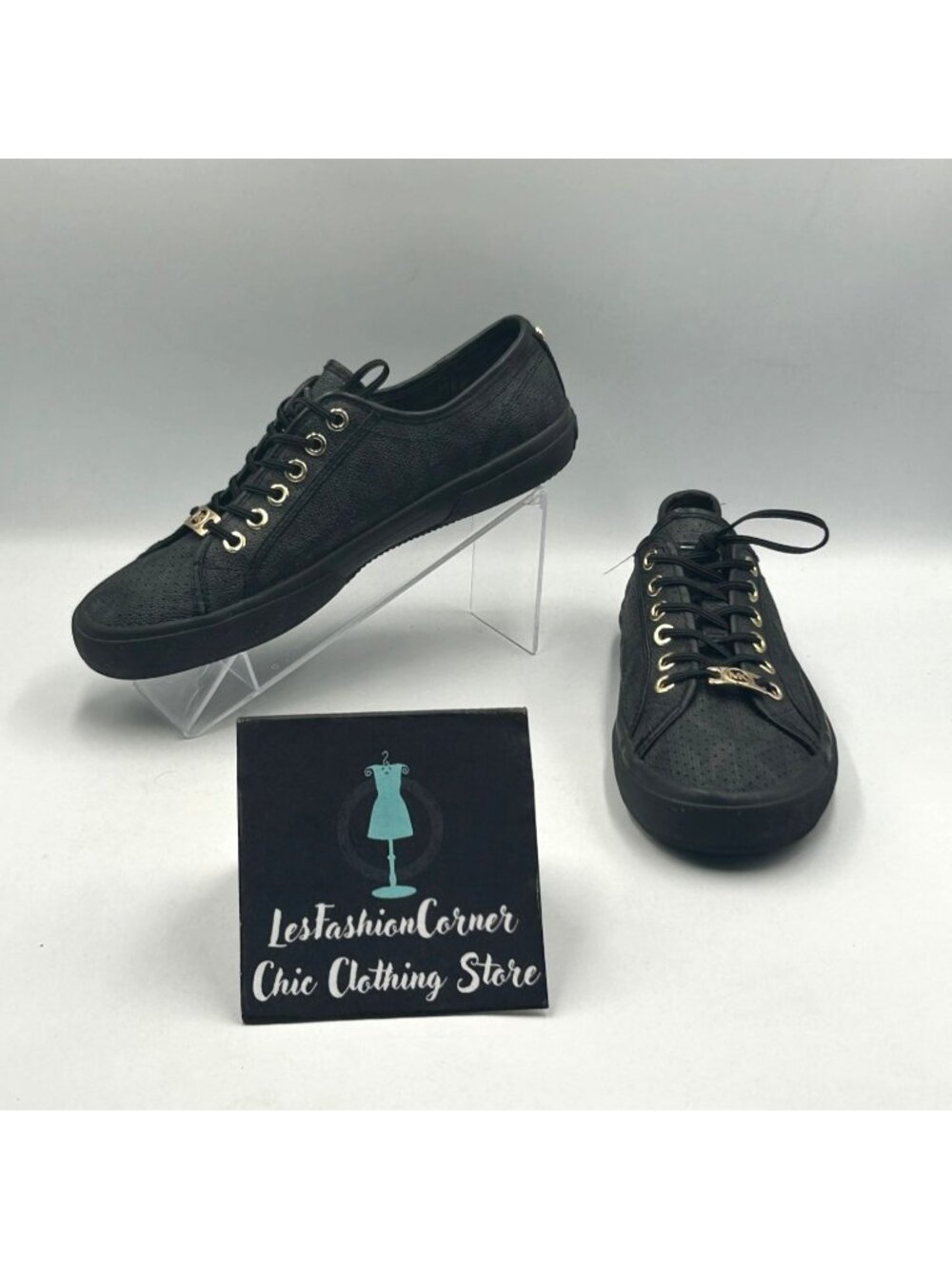 Michael Kors Women's Black  Keaton Low-Top Gold Accents Sneakers Sz 7.5 3800
